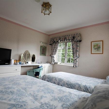 Newmans Hall Bed & Breakfast Little Waldingfield エクステリア 写真